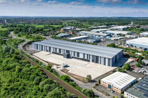 UK-Nuneaton230-Aerials-May20-09_medium.jpg