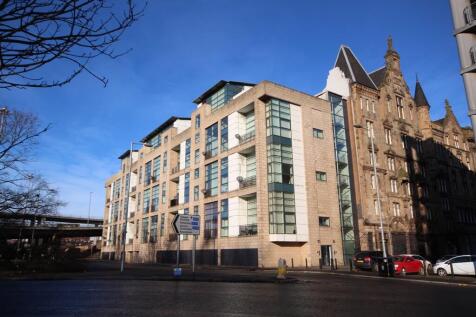 3 Bedroom Flat in G5 8PN