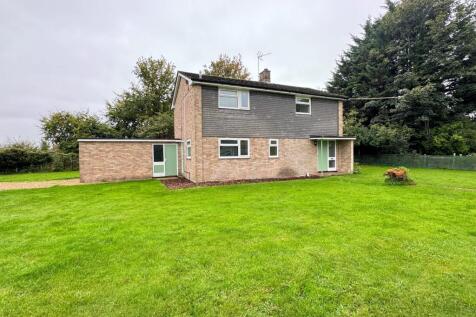 3 Bedroom Detached in RG24 9LY