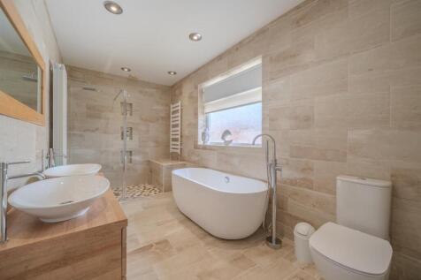 194 The Highway-12.jpg