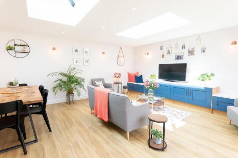 Family Room/Dining Room Area