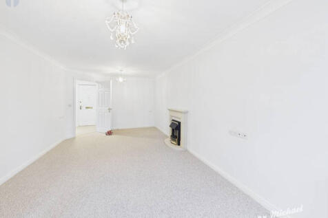 CAM03852G0-PR0495-STILL002-thumbnail-h750-70