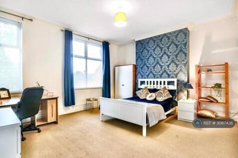 6 Bedroom Terraced in LE2 1DQ