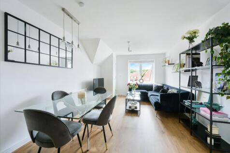 JUNO HOUSE