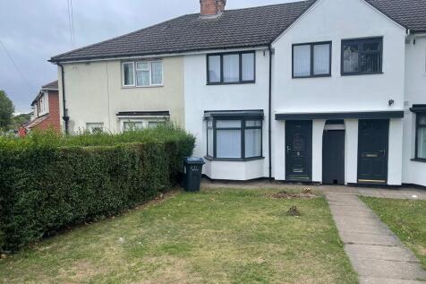 A superb and well loved 3 bedroom mid terrace home occupying an excellent position on the well located Caldwell Road. This property has been modernised and has been very carefully maintained giving a.