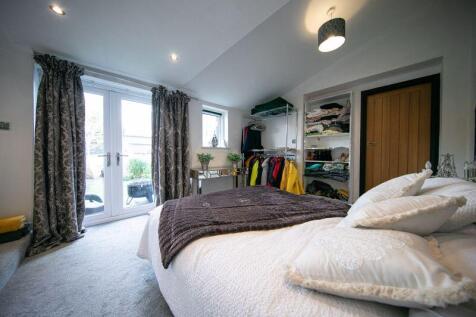 Ground floor bedroom