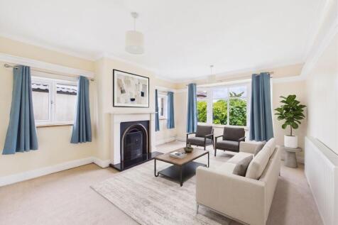 Lounge (Virtually Furnished)