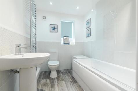 Flat 2, Sherborne Avenue (15 of 16).jpg