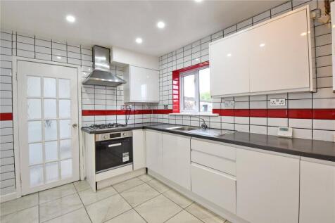 ***OFF STREET PARKING FOR TWO CARS*** Spacious four double bedroom semi detached house on Burley Crest in Downend, offered unfurnished and available NOW.