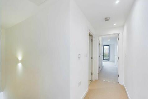 CAM03741G0-PR0043...