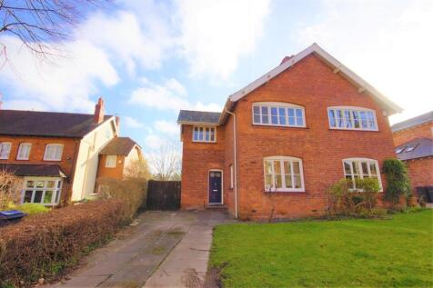 *STUNNING THREE BEDROOM PERIOD HOME IN PRIME BOURNVILLE LOCATION!* DON'T MISS OUT!!* This is a superb period semi-detached home in the heart of Bournville which we are delighted to offer for let. Offe