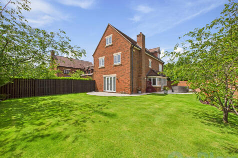 CAM04024G0-PR0030-STILL039