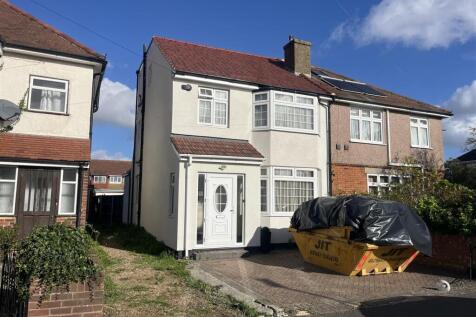 5 Bedroom House in TW3 2PZ