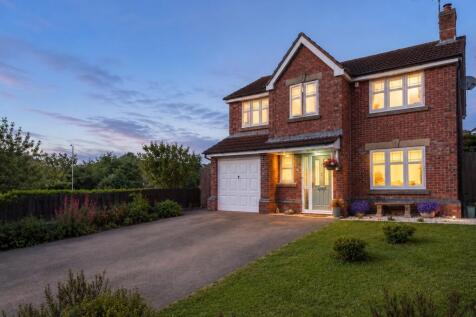 SUPERB EXECUTIVE Family Home