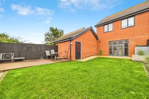 86928390-CAM01085...