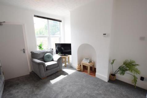 5 Bedroom Terraced in LN1 1RZ