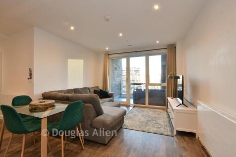 Lounge/Kitchen /Dining Room