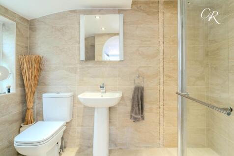 Master Bedroom, Ensuite and Dressing Room