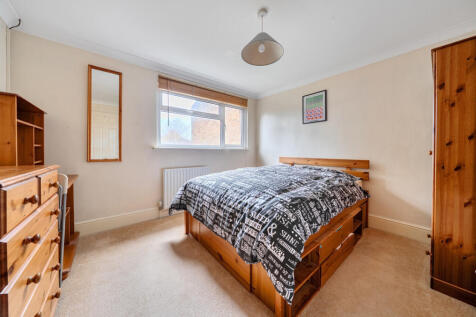 1389022-5-69400ac...