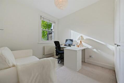 Ceylon Road - Bedroom3 (1).JPG