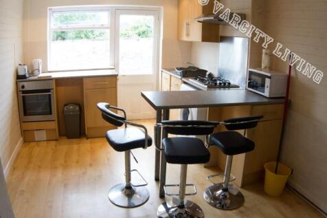 2 Bedroom House in LL57 2AQ