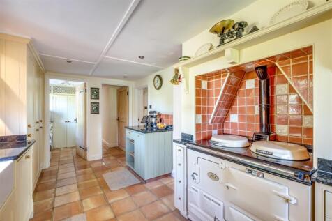 Kitchen / Breakfast Room