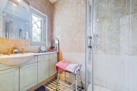 0df8058d-CAM01085...