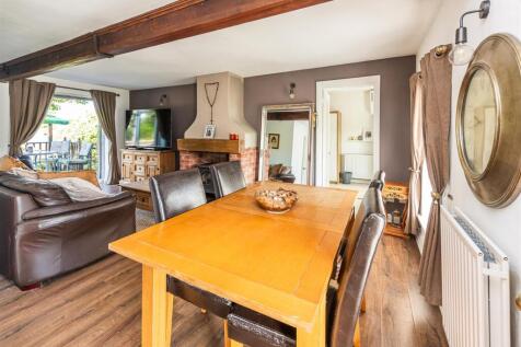 Barn End-lounge1.jpg