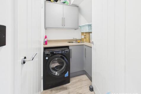 CAM02318G0-PR0553...