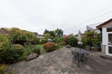 Dale View Gardens E4