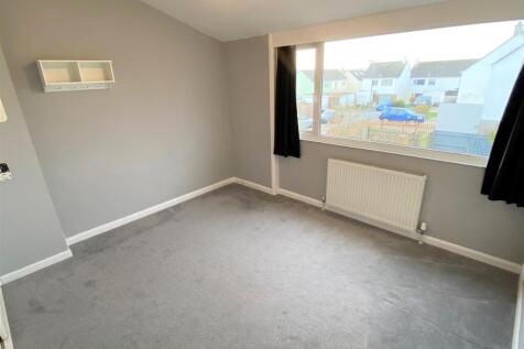 20 Polwhele Road Bedroom 1