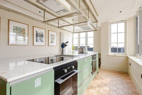 Communal Kitchen