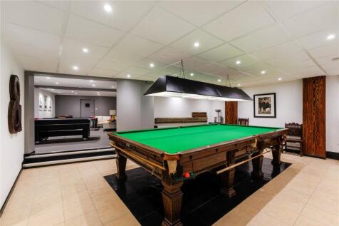 Snooker Room