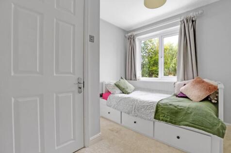 12-4569JHPropWpen - 3 Westmoraland Terrace - 34.jp