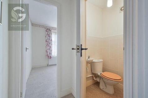 Upper Court Road, Epsom, Surrey, KT19 8RE
