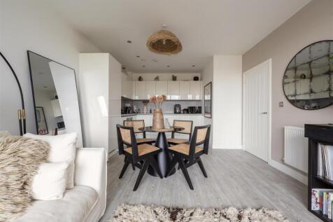 Living-Area-3.jpg