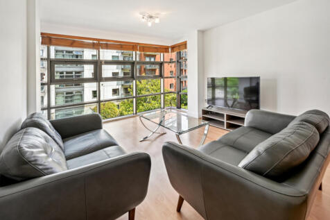 A modern 2nd floor apartment with a large open plan space. Benefiting from lots of natural light, two double rooms, on site gym and spa room with sauna, private parking, steam room and Jacuzzi as well