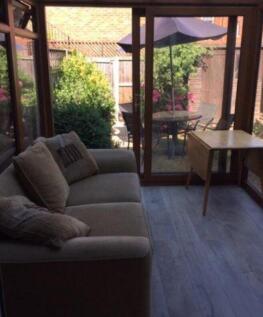 st-stephens-close-ct2-7hy-910365