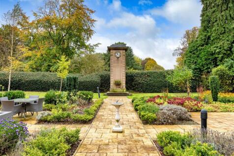 5 Clock Gardens-garden3.jpg