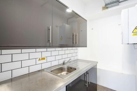 Universal Hse 34F  Low Res 1.jpg