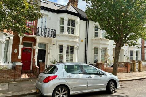 26 Rotherwood Road