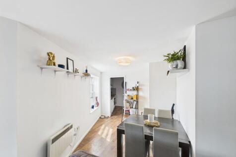 CAM01835G0-PR0235...