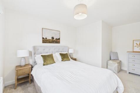 CAM03162G0-PR0323-STILL002