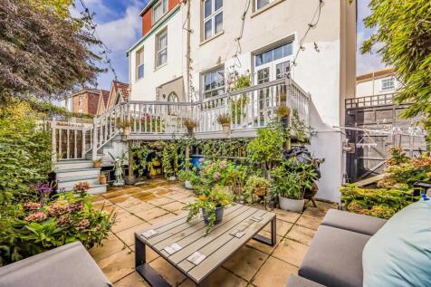 10 Kenilworth Road, Southsea-Smalll-PorticoMarketi