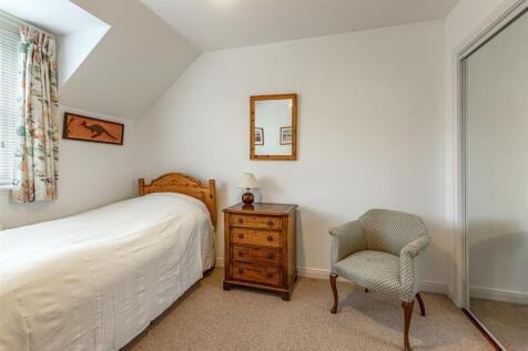 2 Waverley Gardens Darnick 31.JPG