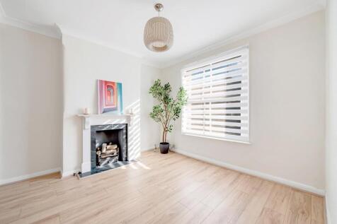 TFF 1 Saville Road W4 5HQ-3.jpg