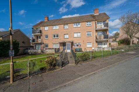 A bright two double bedroom property with balcony, situated in the popular Clermiston area. Ideally located for commuting into the City Centre or on to the bypass and beyond. Lots of local amenities o