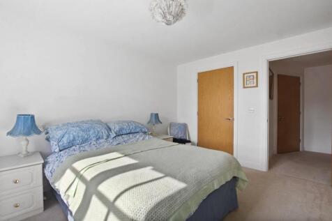 01-a432GCMCS - 11 Chiltern Place - Bedroom 2 -Orig