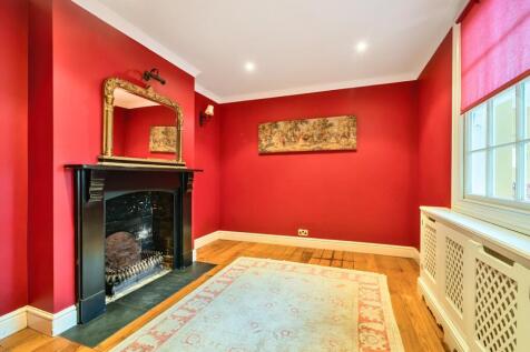 1305250-22-684982...