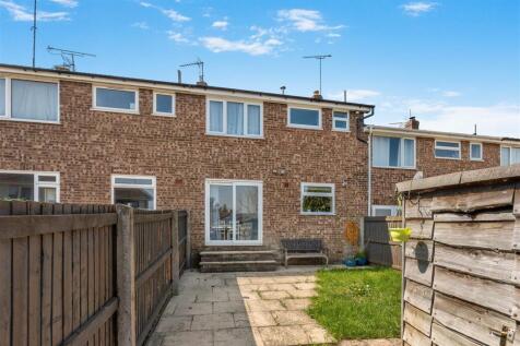 36 Goodrington Close, Banbury-14.jpg